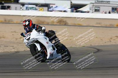 media/Jan-08-2022-SoCal Trackdays (Sat) [[1ec2777125]]/Turn 14 Outside (1050am)/